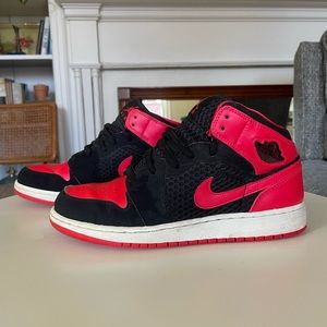 Air Jordan's Phat Varsity Red Retro 1's 2011 Boy's Size 6